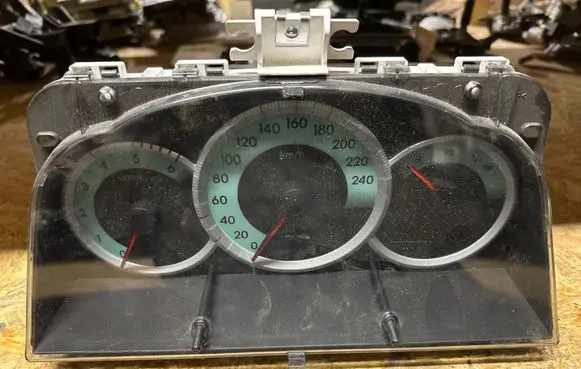 Toyota Corolla Verso AR10 Speedometer (instrument cluster) 838000F092A MB2574403890