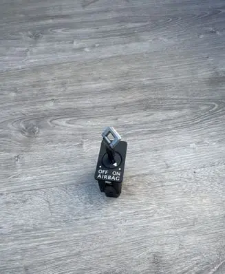 Volkswagen PASSAT B7 Passenger airbag on/off switch 3C0919237C