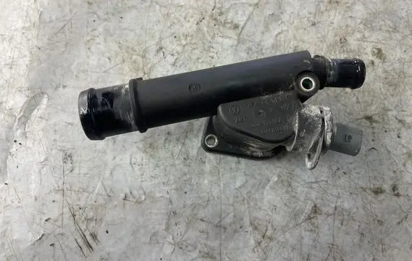 Jeep Compass Engine coolant pipe/hose 038121132 038121132G