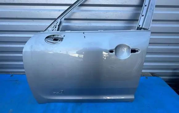 Mini Cooper Countryman F60 Front door 