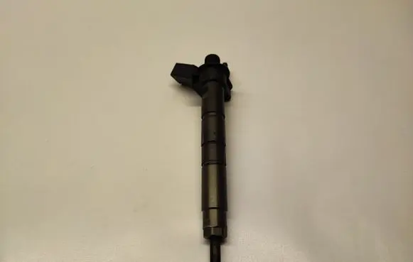 BMW X5 F15 Fuel injector 8508153 850815301