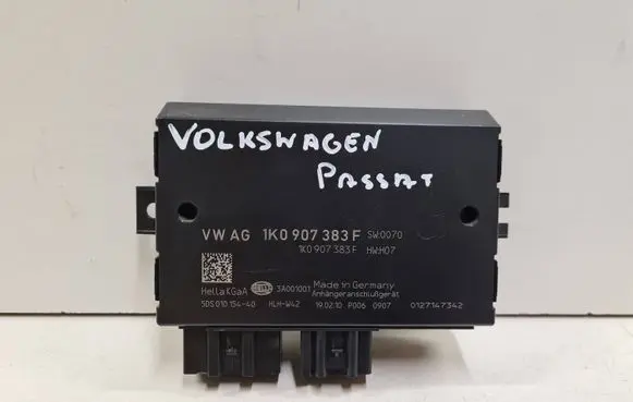Volkswagen PASSAT B7 Tow bar trailer control unit/module 1K0907383F