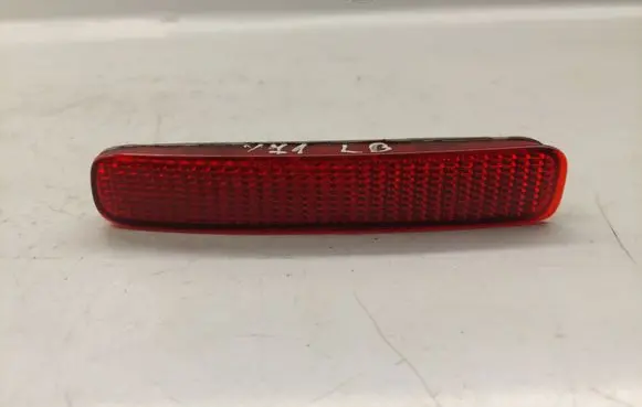 Rear tail light reflector
