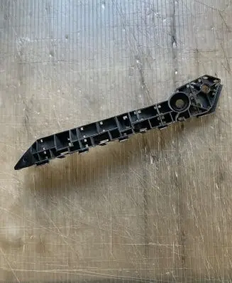 Subaru Outback (BS) Front bumper mounting bracket