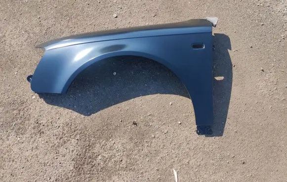 Audi A4 S4 B7 8E 8H Fender