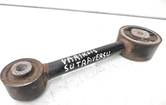 Mitsubishi Colt Engine mounting bracket