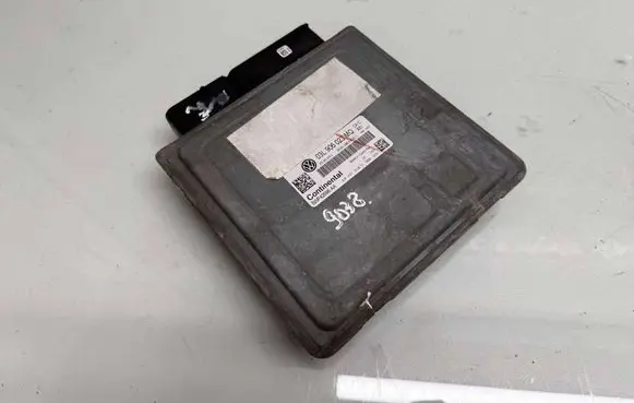 Volkswagen Golf VI Engine control unit/module 03L906023MQ