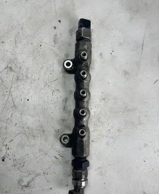 Toyota Corolla Verso AR10 Fuel main line pipe 89458