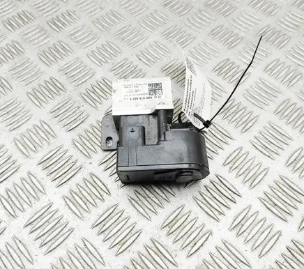 Audi E-tron GT Air conditioning (A/C) expansion valve 4M0816682E