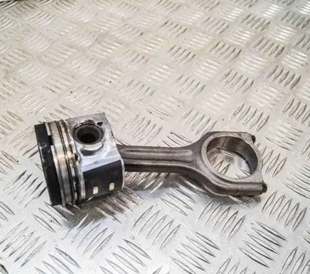 Ford Focus Piston 1699376
