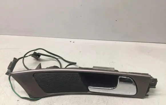 Audi A6 S6 C5 4B Front door interior handle
