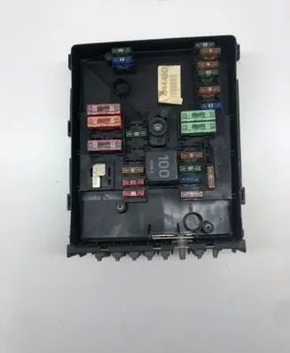 Volkswagen Golf Plus Fuse module 1K0937125A