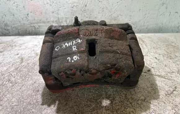 Nissan Qashqai Front brake caliper