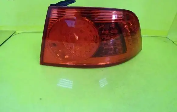 Volkswagen Phaeton Rear/tail lights