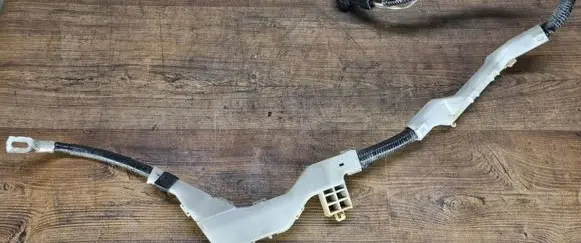 Mazda CX-3 Positive cable (battery) 