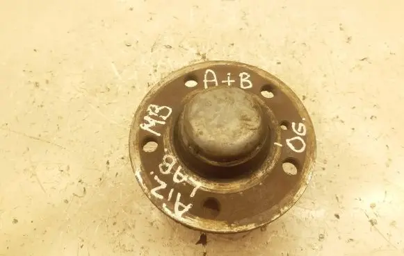 Mercedes-Benz B W245 Rear wheel bearing hub 