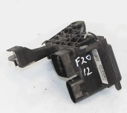 BMW 1 F20 F21 Current control relay 922501504 19169000001 01092011