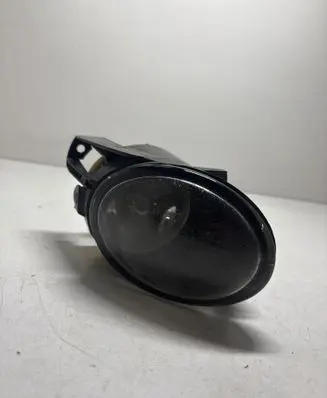 Volkswagen PASSAT B6 Front fog light 27129400