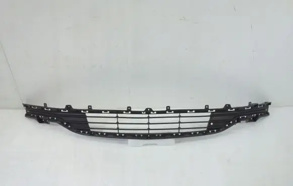 Opel Mokka X Front bumper lower grill 475498858