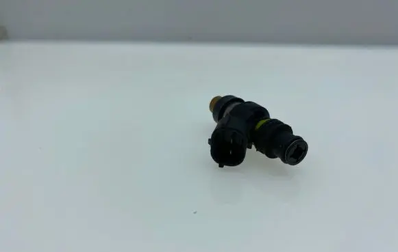 Subaru Legacy Fuel injector 5005617 FBYCG50