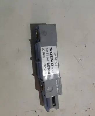 Volvo V70 Airbag deployment crash/impact sensor 9452777