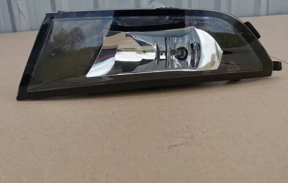 Skoda Fabia Mk3 (NJ) Front fog light 6V0941699A