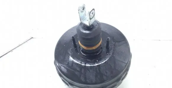 Mercedes-Benz C W203 Brake booster A0054304730