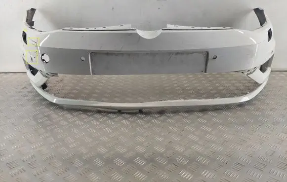 Volkswagen Golf VII Front bumper 5G0807221FL 5G0807217FR