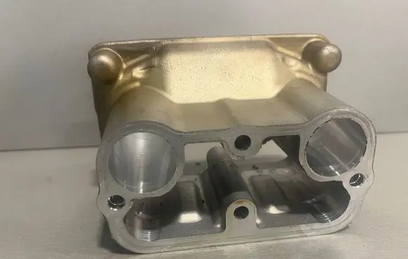 BMW 3 GT F34 Other cylinder head part 24400515 7605104