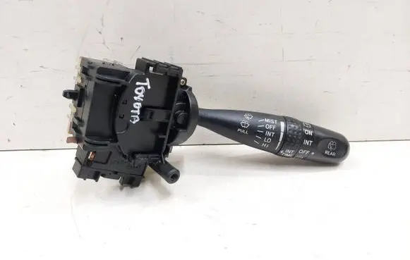 Toyota Corolla E120 E130 Wiper control stalk 173647