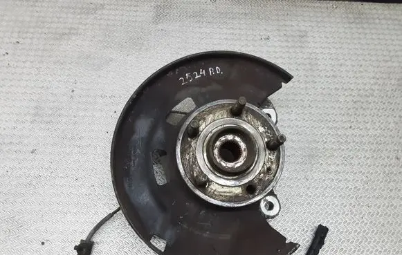 Chevrolet Cruze Front wheel hub spindle knuckle