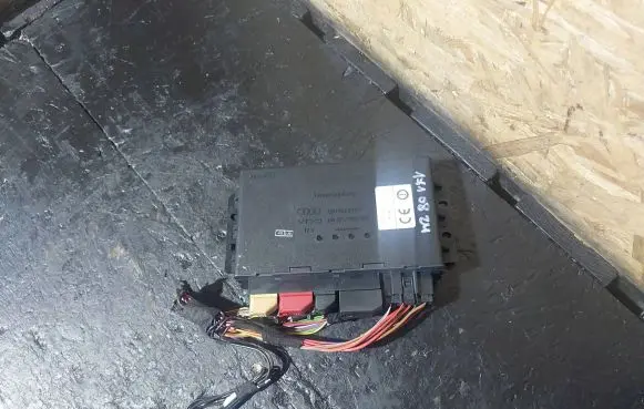 Audi A6 S6 C5 4B Comfort/convenience module 4B0962258K