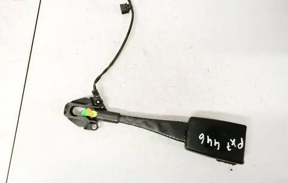 Front seatbelt buckle