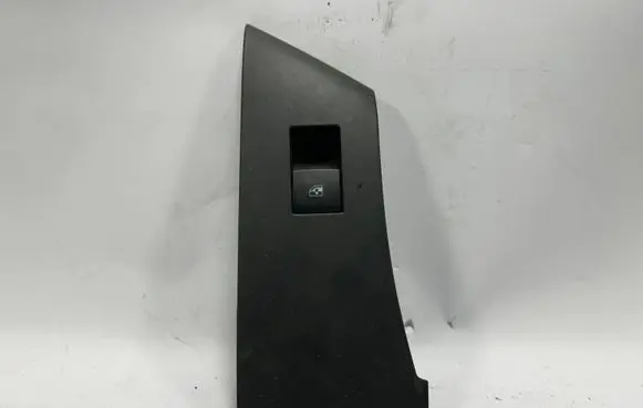 Opel Astra J Electric window control switch 13301886