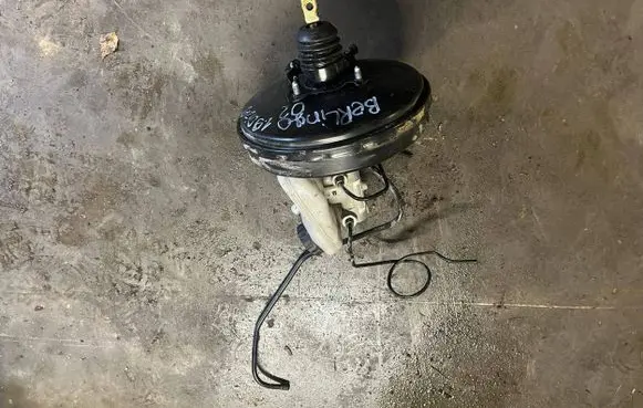 Peugeot Partner Brake booster 1471CC