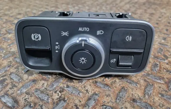 Mercedes-Benz A W177 Light switch A2479052902