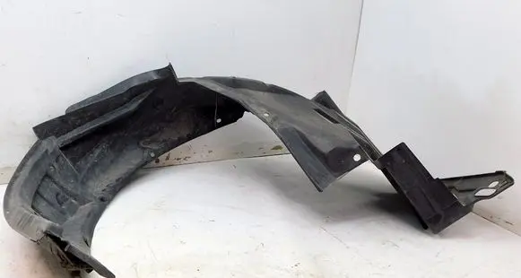 Honda FR-V Front arch 191650