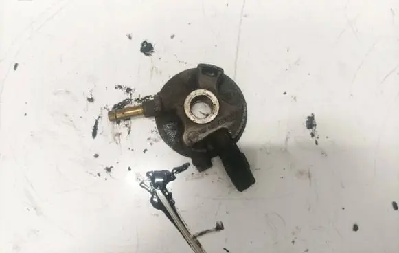 Volkswagen PASSAT B5.5 Fuel filter heater 3b0201899