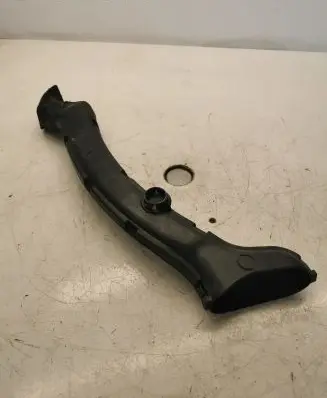 Jeep Grand Cherokee Air intake duct part 57010638A