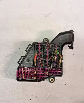 Audi A6 S6 C6 4F Fuse box set 8D2941824