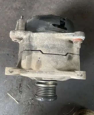 Volkswagen Sharan Generator/alternator 028903026G 0123515020