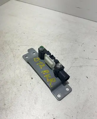 Chrysler Grand Voyager IV Airbag deployment crash/impact sensor 04727069AD 1887300527 060404