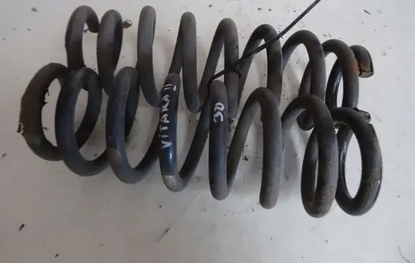 Suzuki Grand Vitara II Rear coil spring