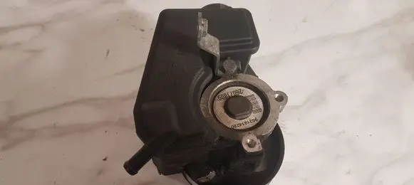 Citroen Xsara Picasso Power steering pump 9631914280 26077655 26071809