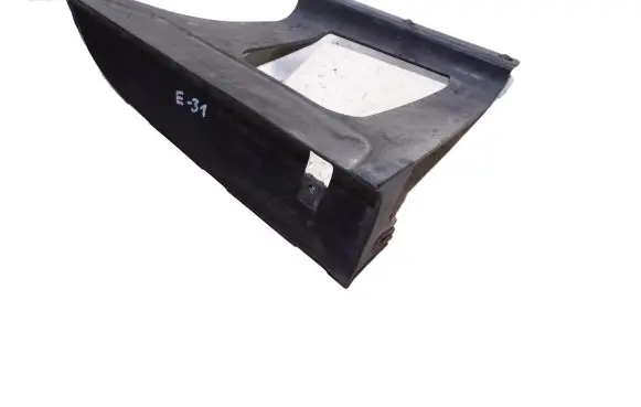 Front bumper mounting bracket