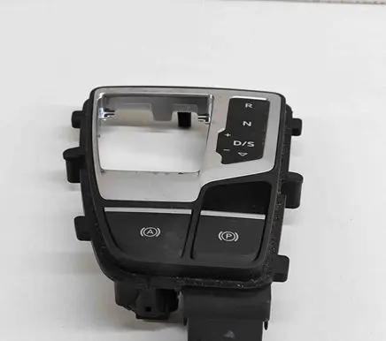 Audi Q5 SQ5 Gear shifter surround trim plastic 80C713111C