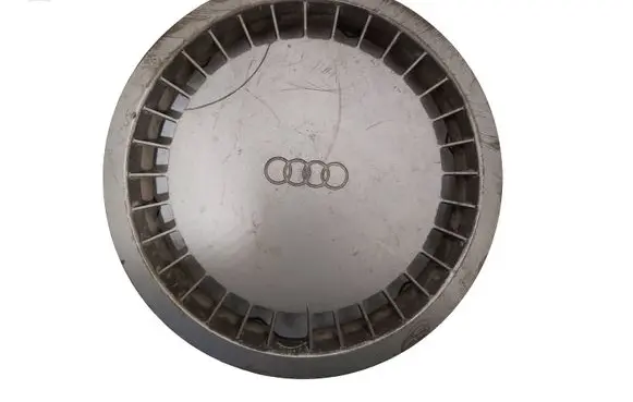 Audi 100 S4 C4 R15 wheel hub/cap/trim 443601147A
