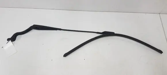 Ford Galaxy Windshield/front glass wiper blade 6M2117526AB