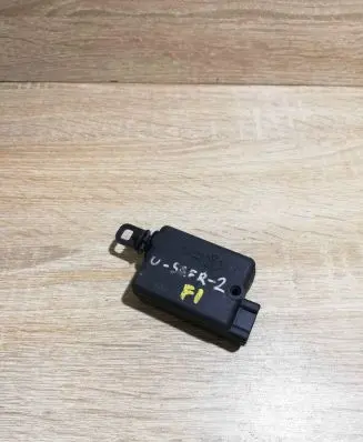 Renault Safrane Fuel tank cap lock motor Safranelockmotor