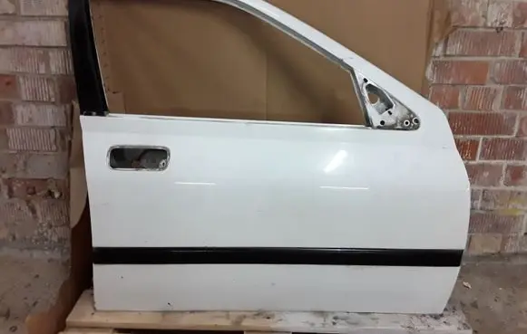 Peugeot 406 Front door